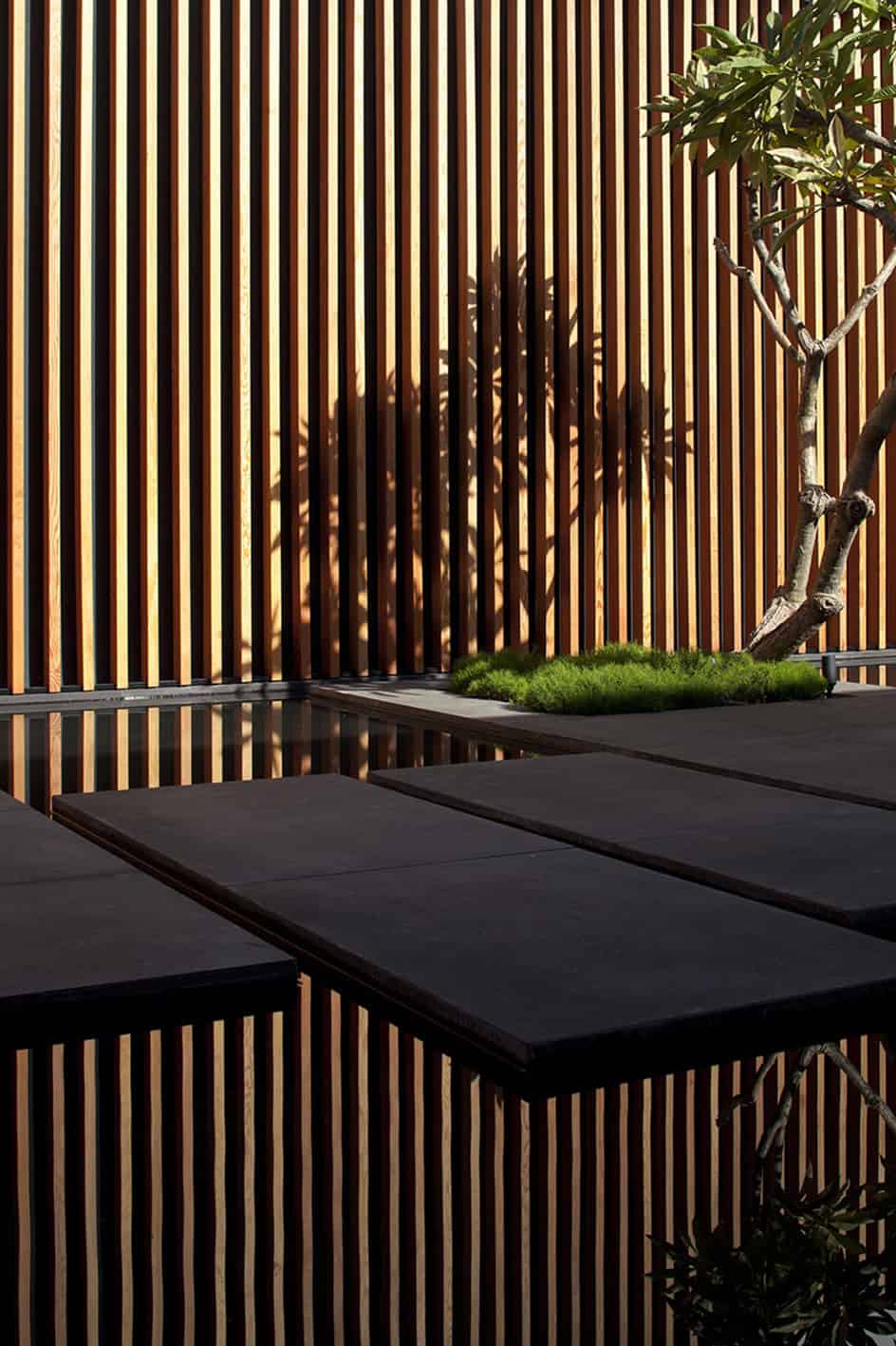 Float House by Pitsou Kedem Architects in Tel Aviv, Israel Float House by Pitsou Kedem Architects in Tel Aviv, Israel