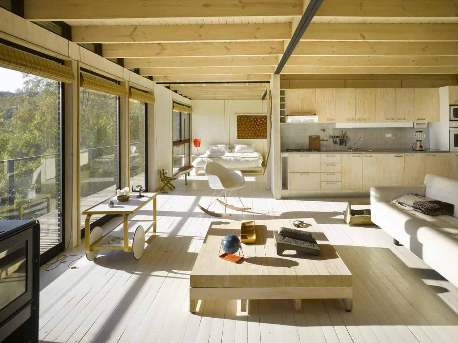 Raul House by Mathias Klotz in Paine, Chile