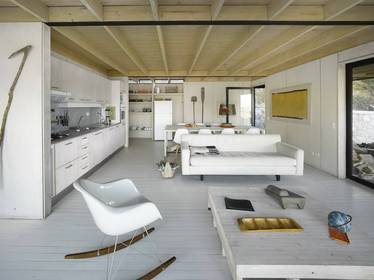 Raul House by Mathias Klotz in Paine, Chile