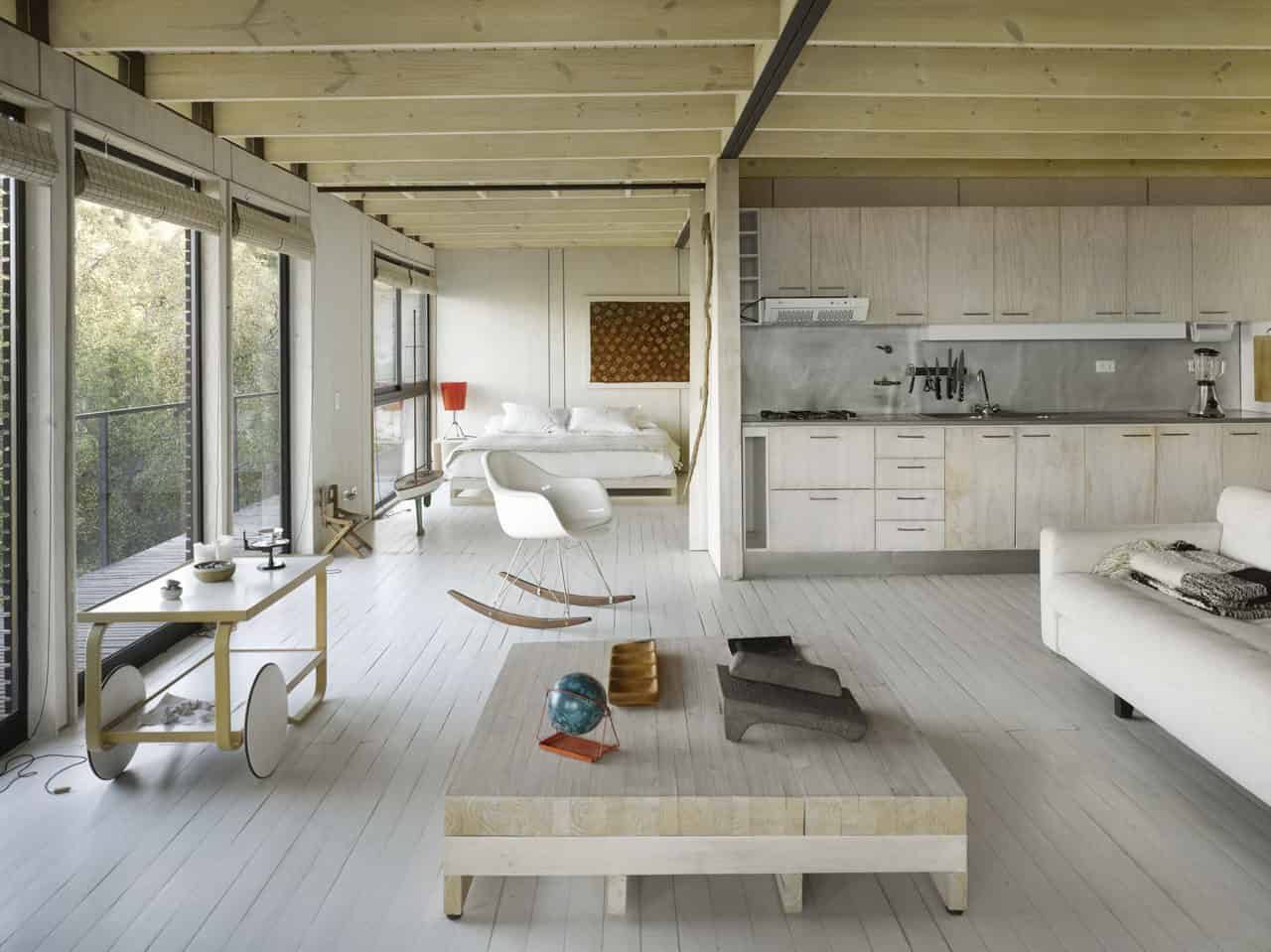 Raul House by Mathias Klotz in Paine, Chile