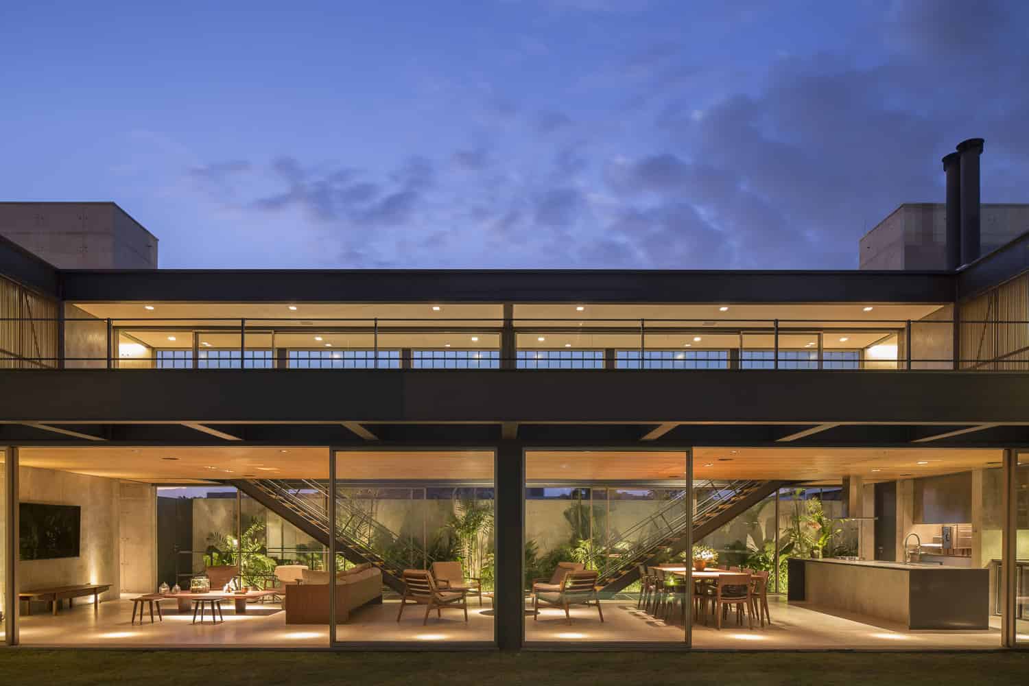 Ribas House by Estudio MRGB in Brazil