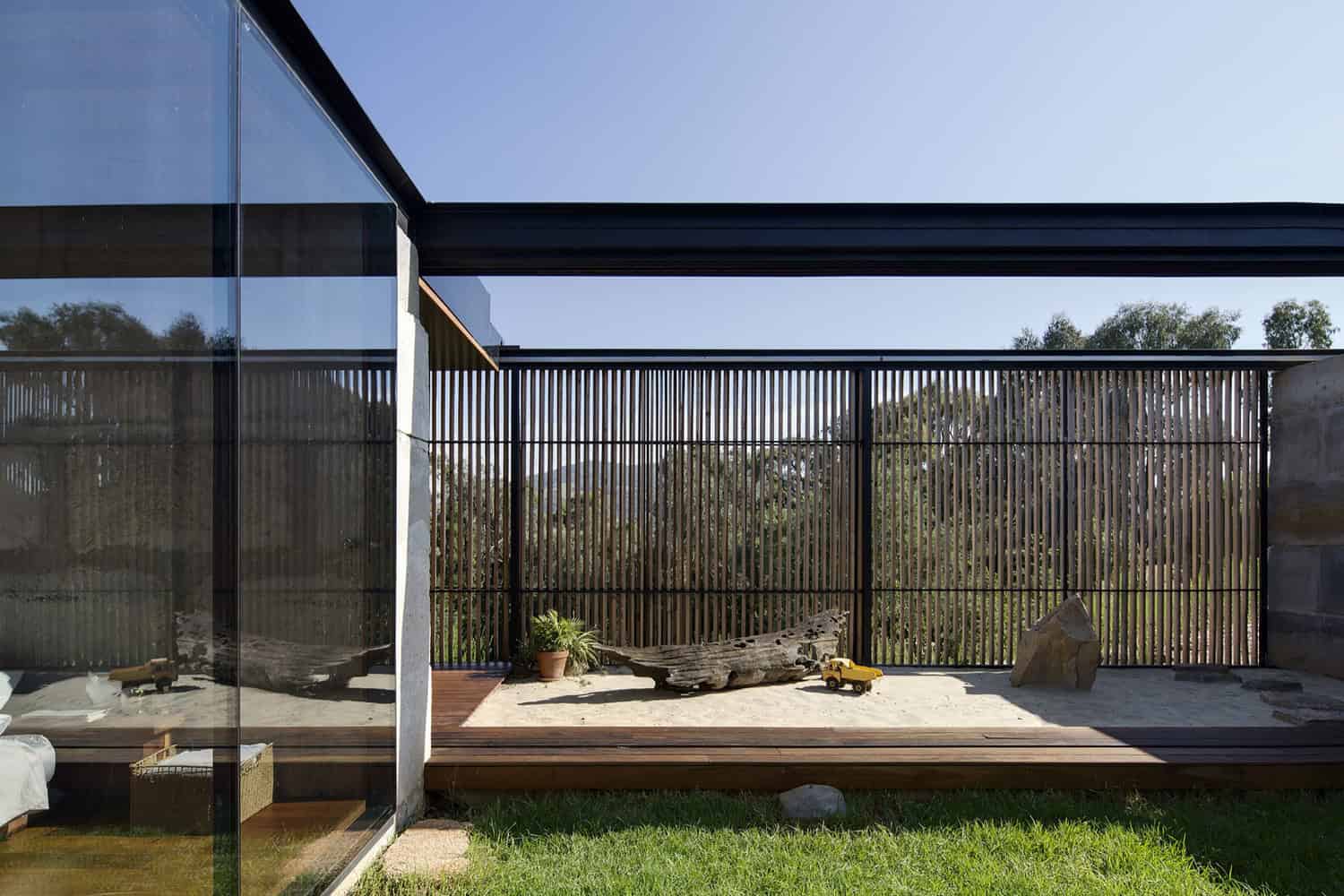 Sawmill House by Archier Studio in Yackandandah, Australia Sawmill House by Archier Studio in Yackandandah, Australia
