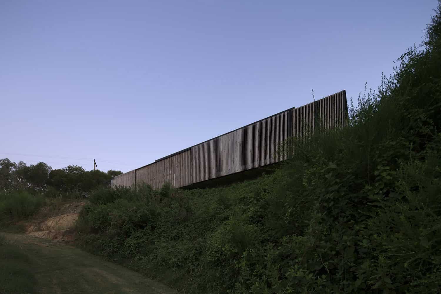 Sawmill House by Archier Studio in Yackandandah, Australia Sawmill House by Archier Studio in Yackandandah, Australia
