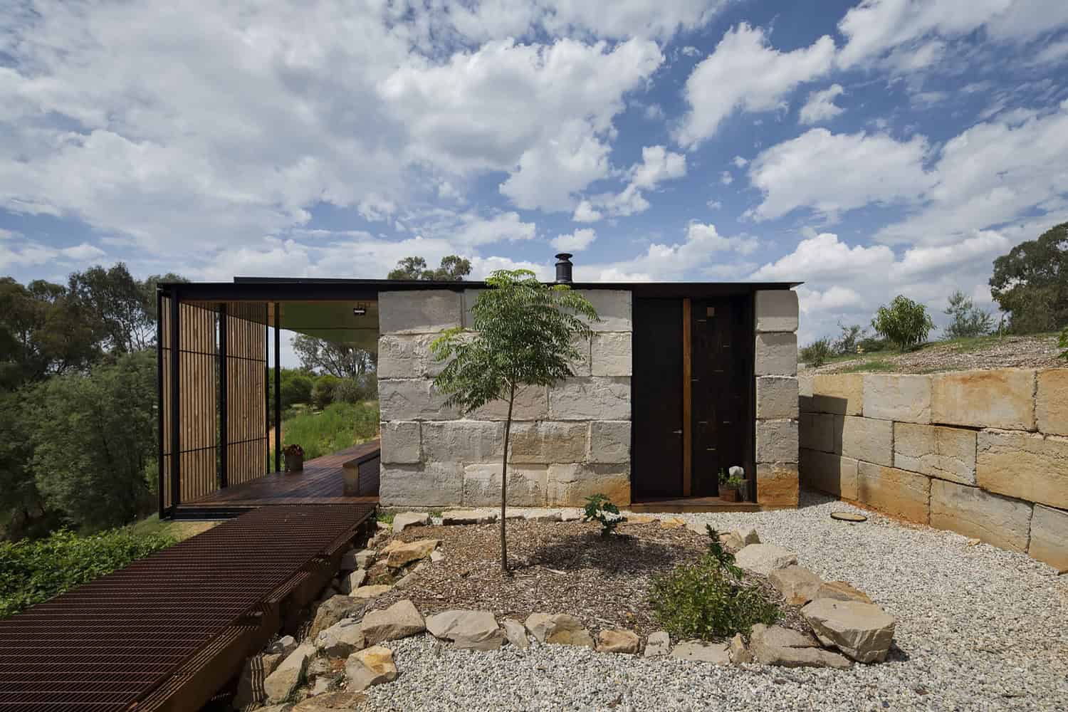 Sawmill House by Archier Studio in Yackandandah, Australia Sawmill House by Archier Studio in Yackandandah, Australia