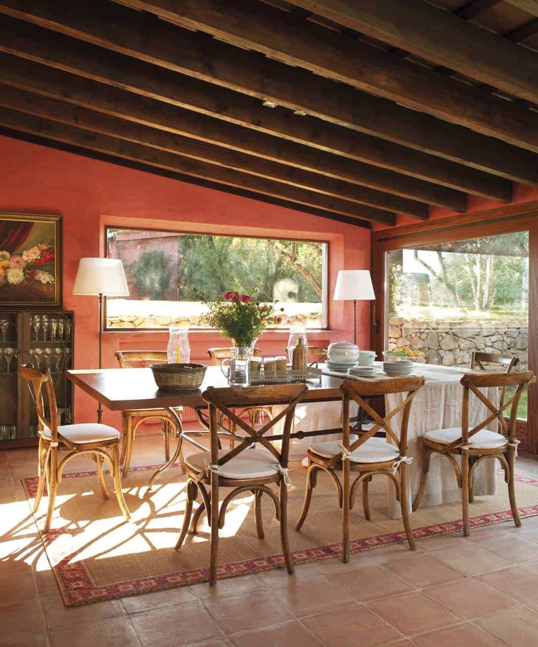 10. A VERY WARM DINING ROOM 10. A VERY WARM DINING ROOM