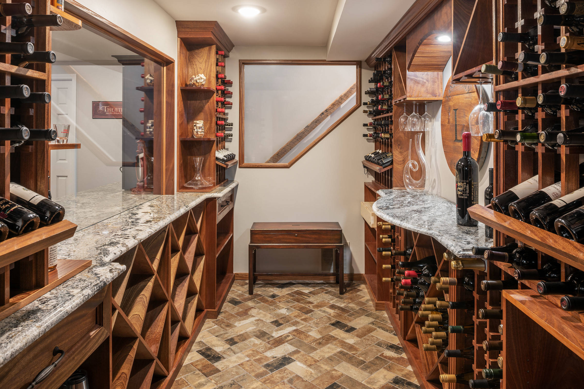 18 Exquisite Traditional Wine Cellar Designs For A Luxurious Addition