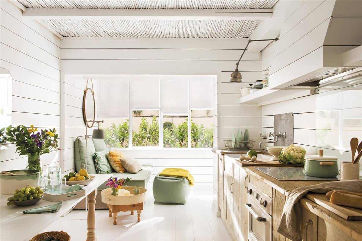 3. A VINTAGE KITCHEN THAT IS THE HEART OF THE HOUSE 3. A VINTAGE KITCHEN THAT IS THE HEART OF THE HOUSE