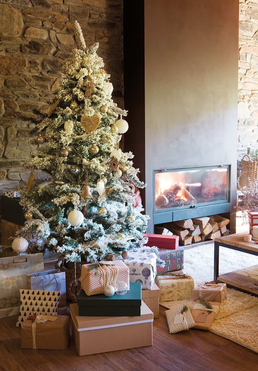 A Nordic-Style Christmas in The Mountains A Nordic-Style Christmas in The Mountains