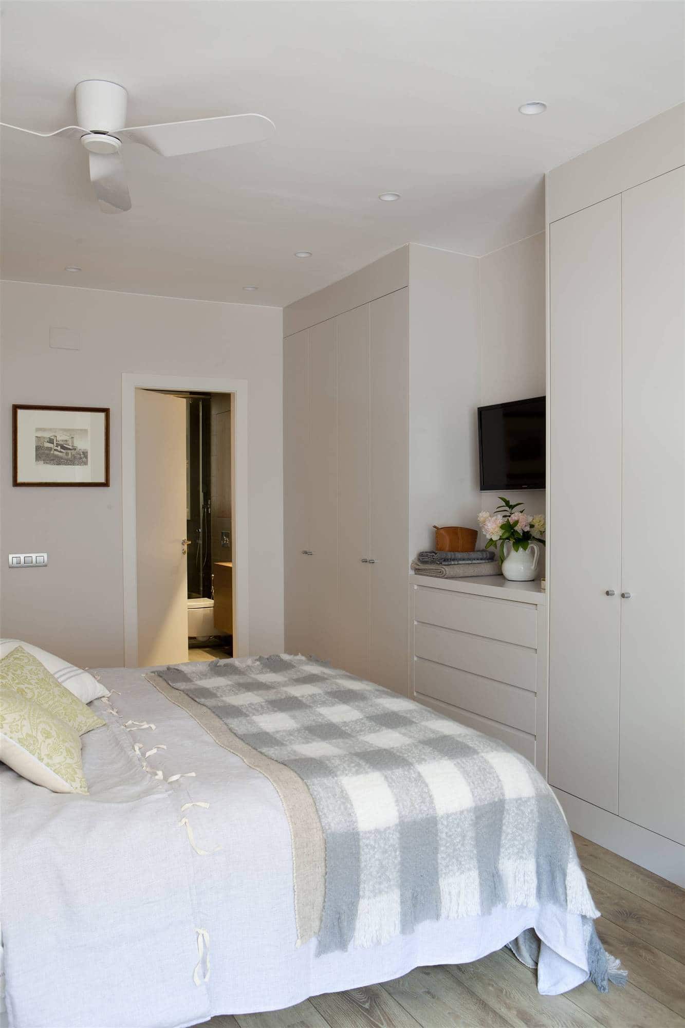 Things You Don't Need to Buy For Home Things You Don't Need to Buy For Home