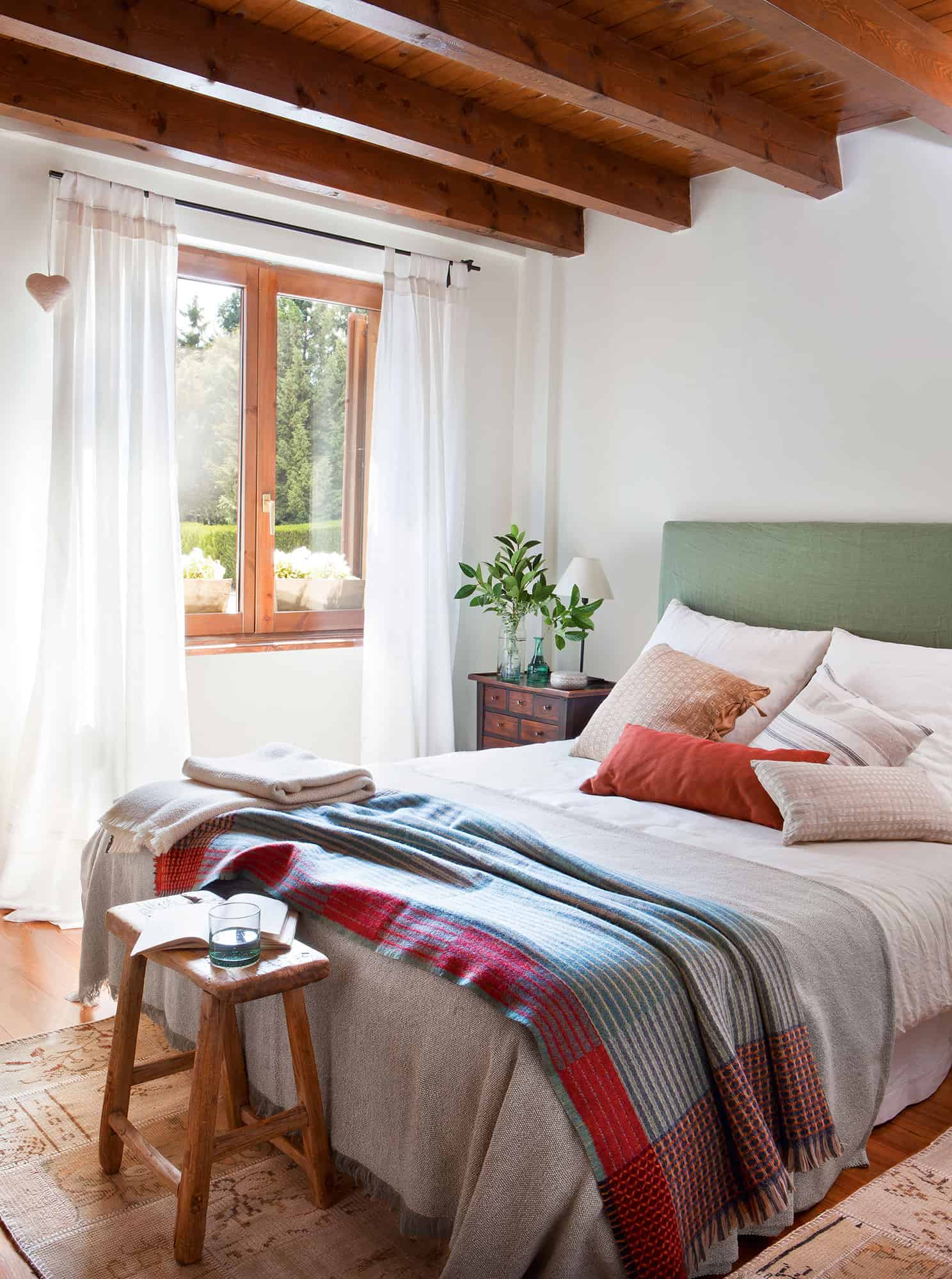 5. DECORATED BY THE LANDSCAPE 5. DECORATED BY THE LANDSCAPE