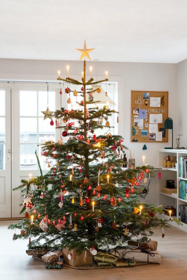 DIY Christmas Decorations at Home