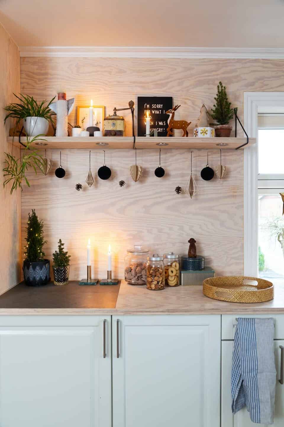 DIY Christmas Decorations at Home