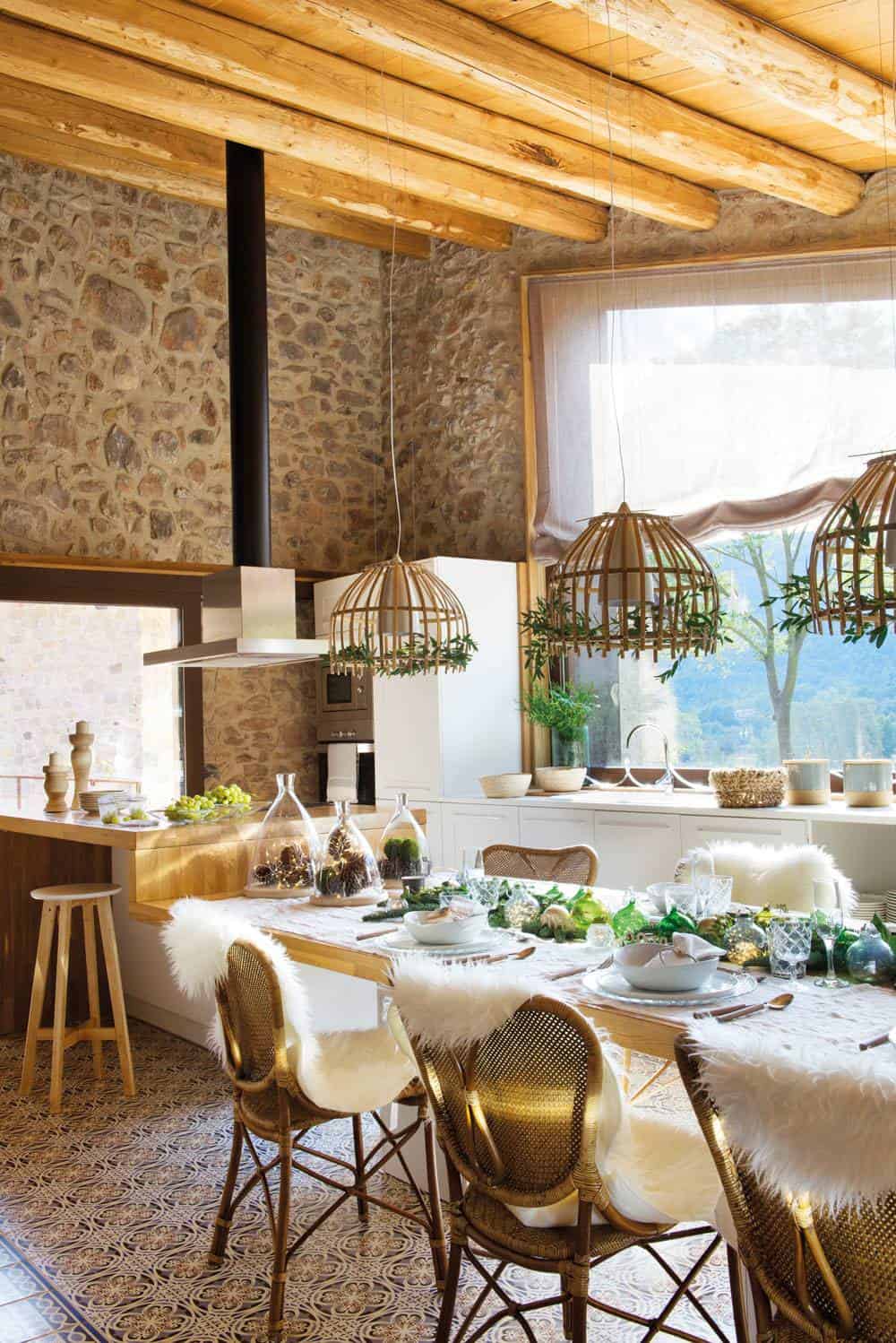 7. CHRISTMAS DINING ROOM IN THE KITCHEN! 7. CHRISTMAS DINING ROOM IN THE KITCHEN!