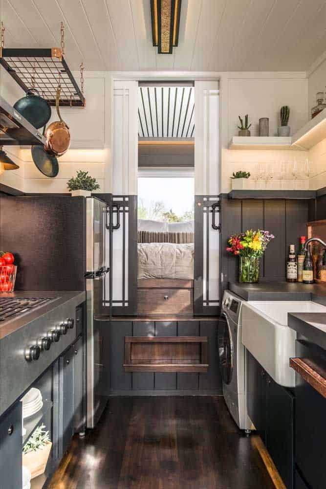 Mini Houses - 10 Ideas & Projects for a Minimalist Life Mini Houses - 10 Ideas & Projects for a Minimalist Life