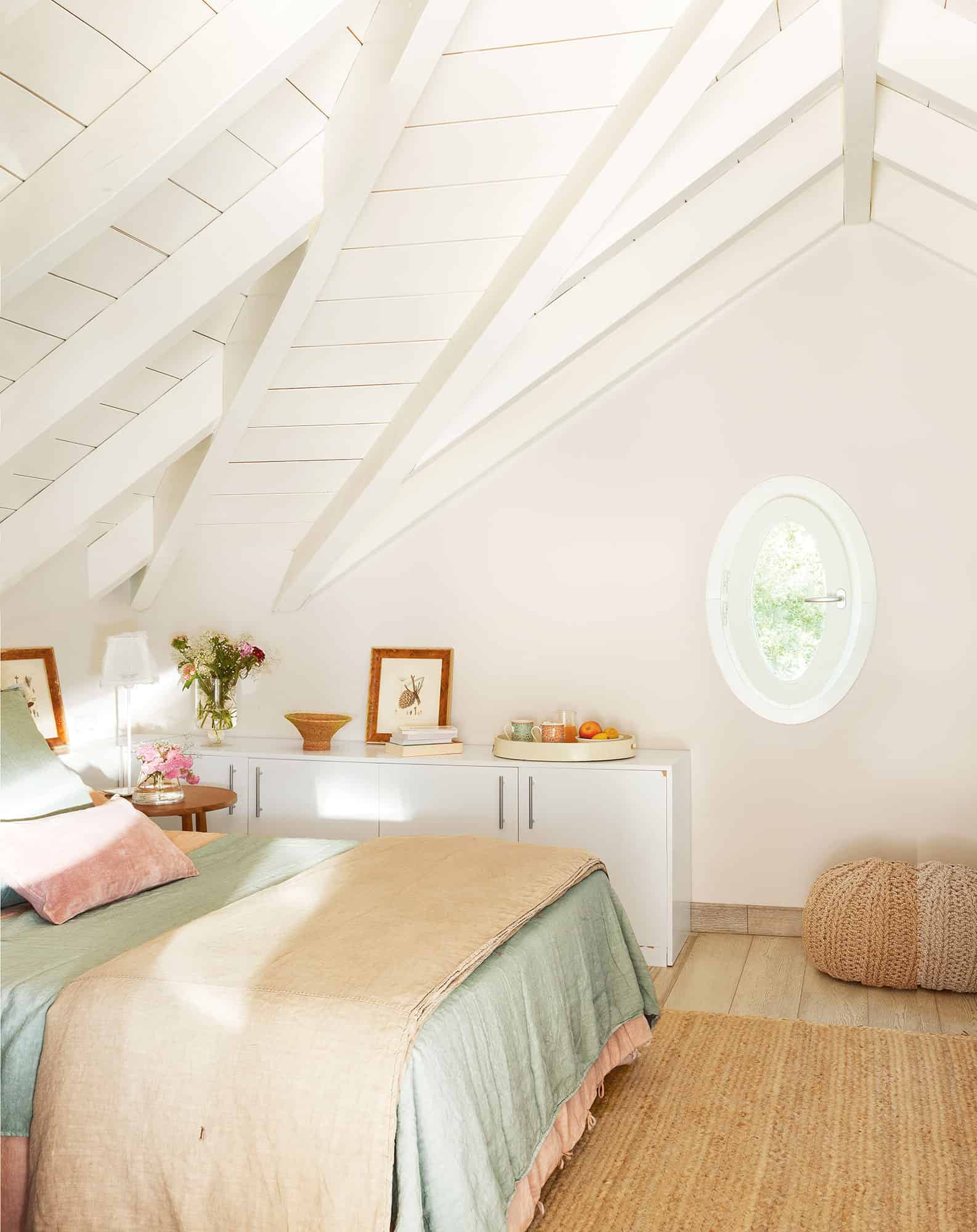 9. THE KINGDOM OF WHITE 9. THE KINGDOM OF WHITE