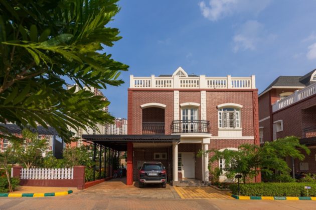Contemporary Villa 32 by The KariGhars in Bengaluru, India