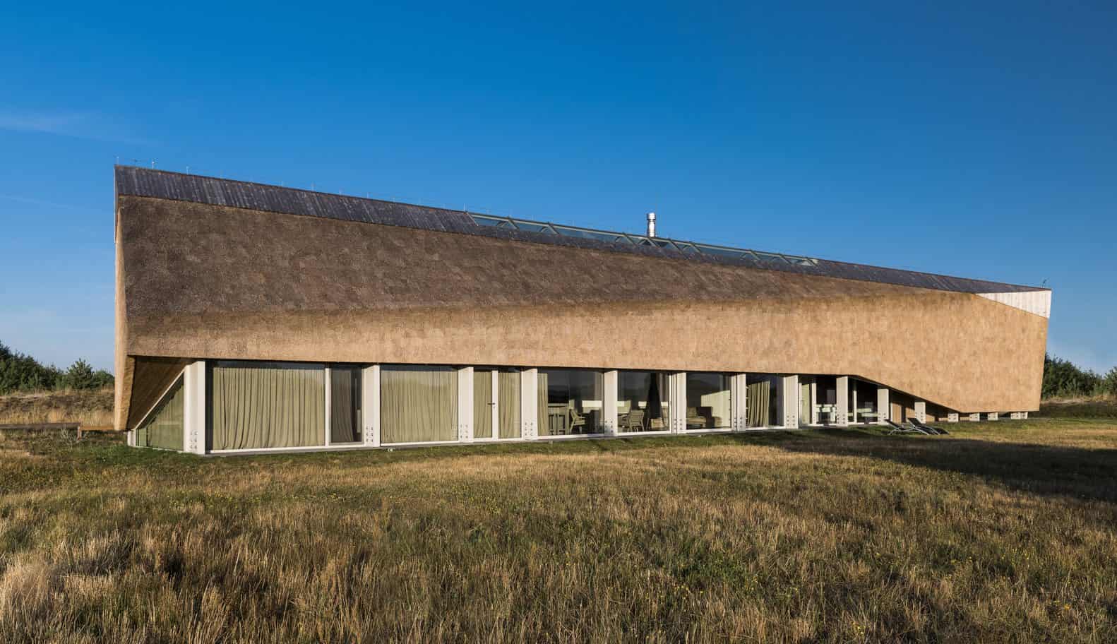 Dune House by ARCHISPEKTRAS in Pape, Latvia Dune House by ARCHISPEKTRAS in Pape, Latvia