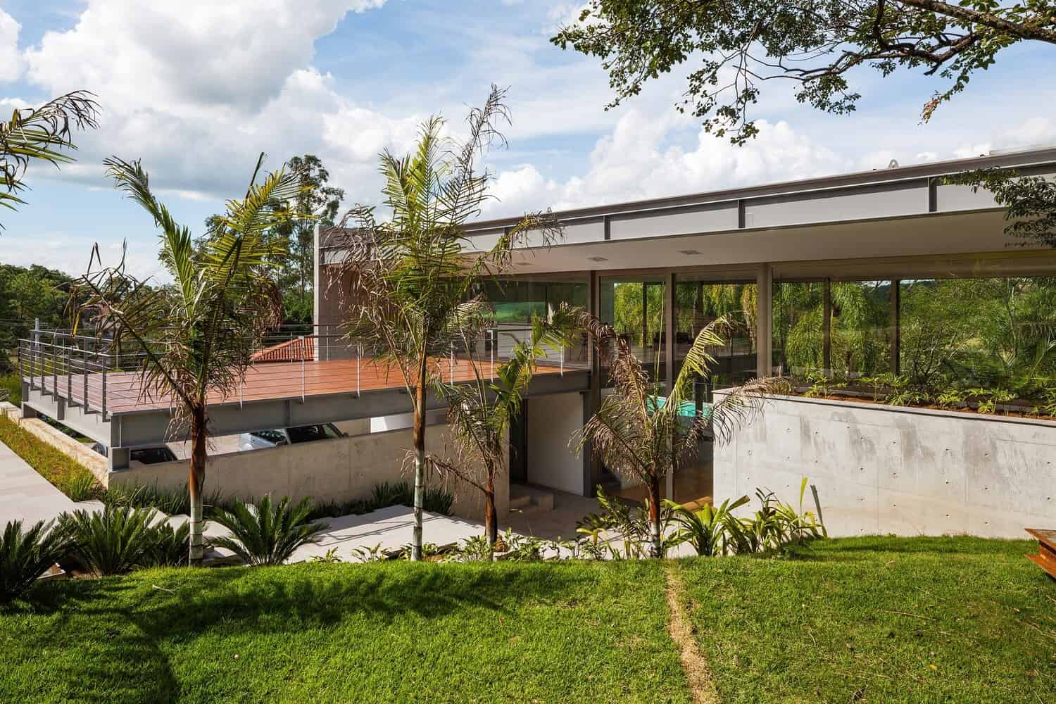 LLM House / Obra Arquitetos / Brazil LLM House / Obra Arquitetos / Brazil