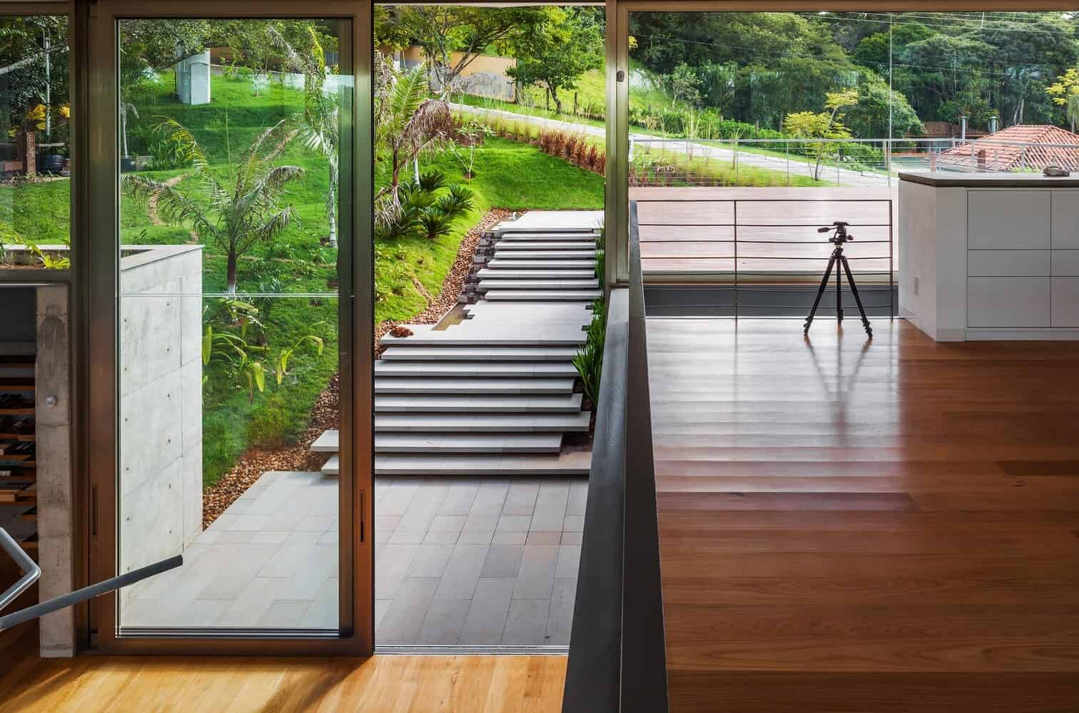 LLM House / Obra Arquitetos / Brazil LLM House / Obra Arquitetos / Brazil