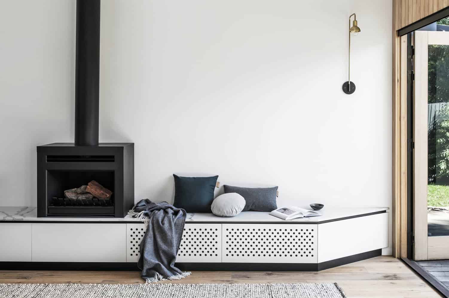 Silhouette Hytte House by FIGR Architecture & Design in Elwood, Australia Silhouette Hytte House by FIGR Architecture & Design in Elwood, Australia