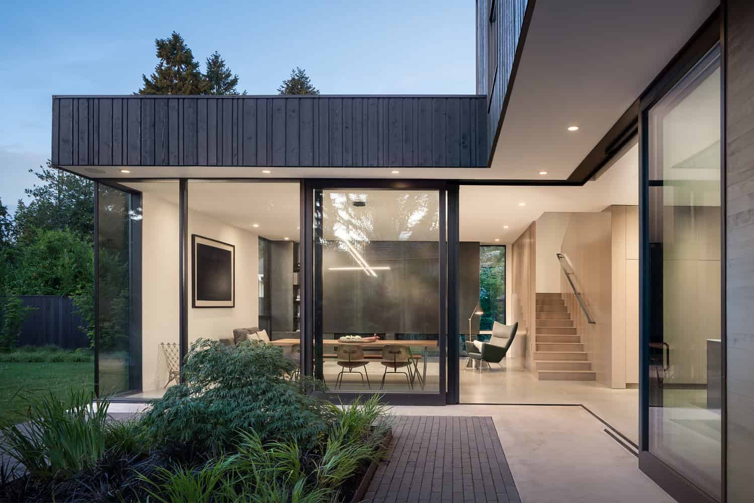 Yo-Ju Courtyard House by Wittman Estes in Clyde Hill, Washington Yo-Ju Courtyard House by Wittman Estes in Clyde Hill, Washington