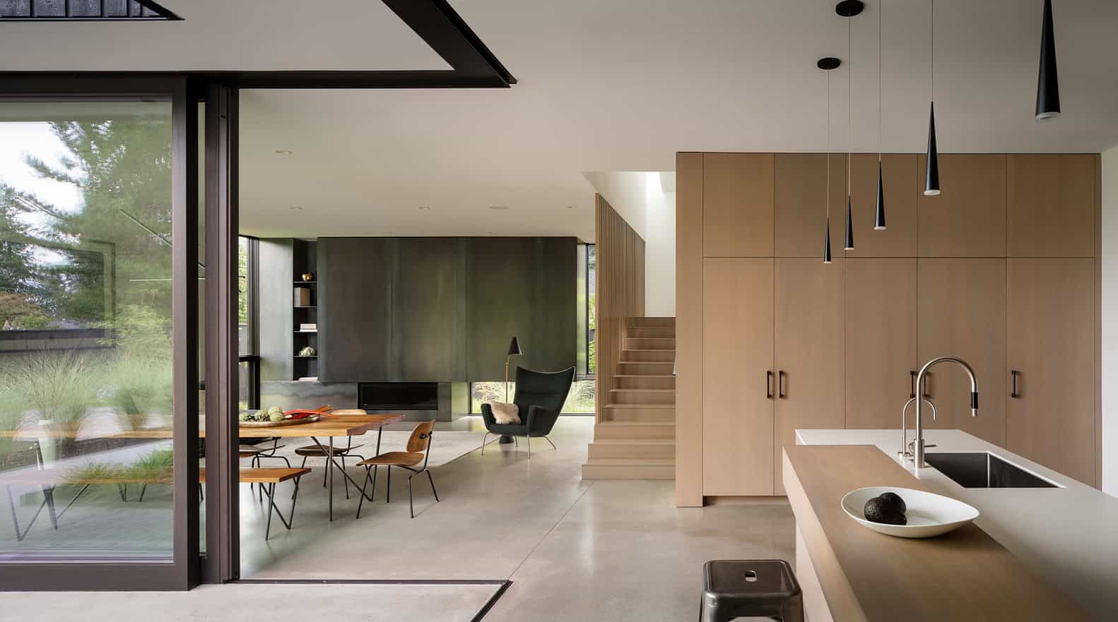 Yo-Ju Courtyard House by Wittman Estes in Clyde Hill, Washington Yo-Ju Courtyard House by Wittman Estes in Clyde Hill, Washington