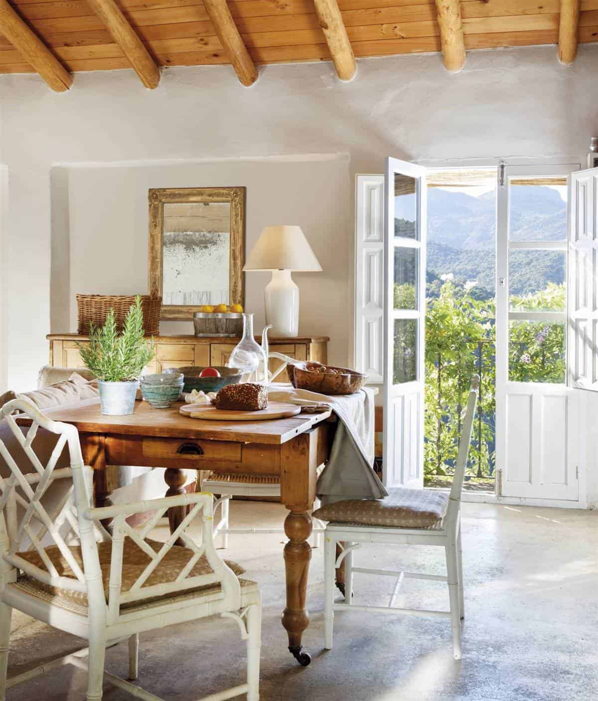 10 Small Dining Rooms Very Well Used (Part II)