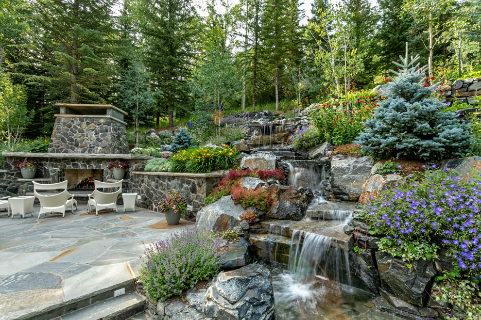 15 Breathtaking Traditional Landscape Designs You Will Not Forget Easily