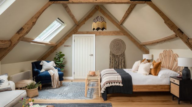16 Ravishing Farmhouse Bedroom Interiors You Will Fall In Love With
