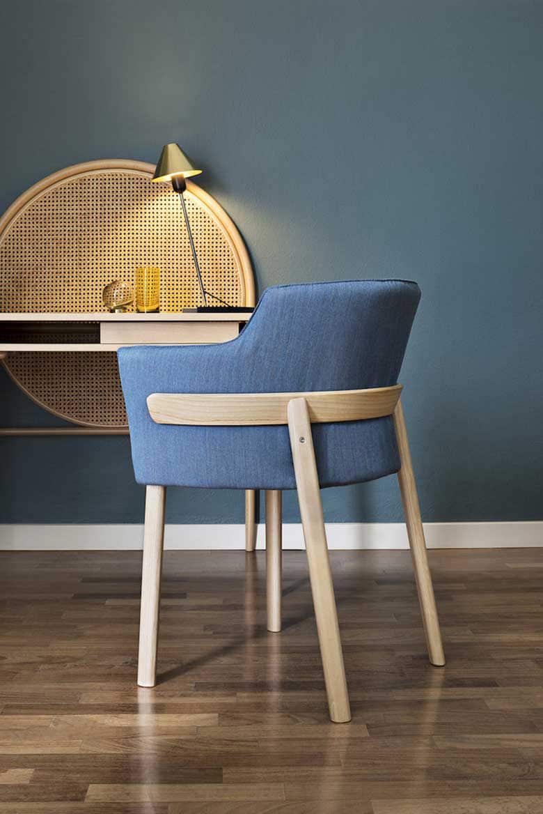 Cannage Or How The Mesh Furniture Has Returned Cannage Or How The Mesh Furniture Has Returned