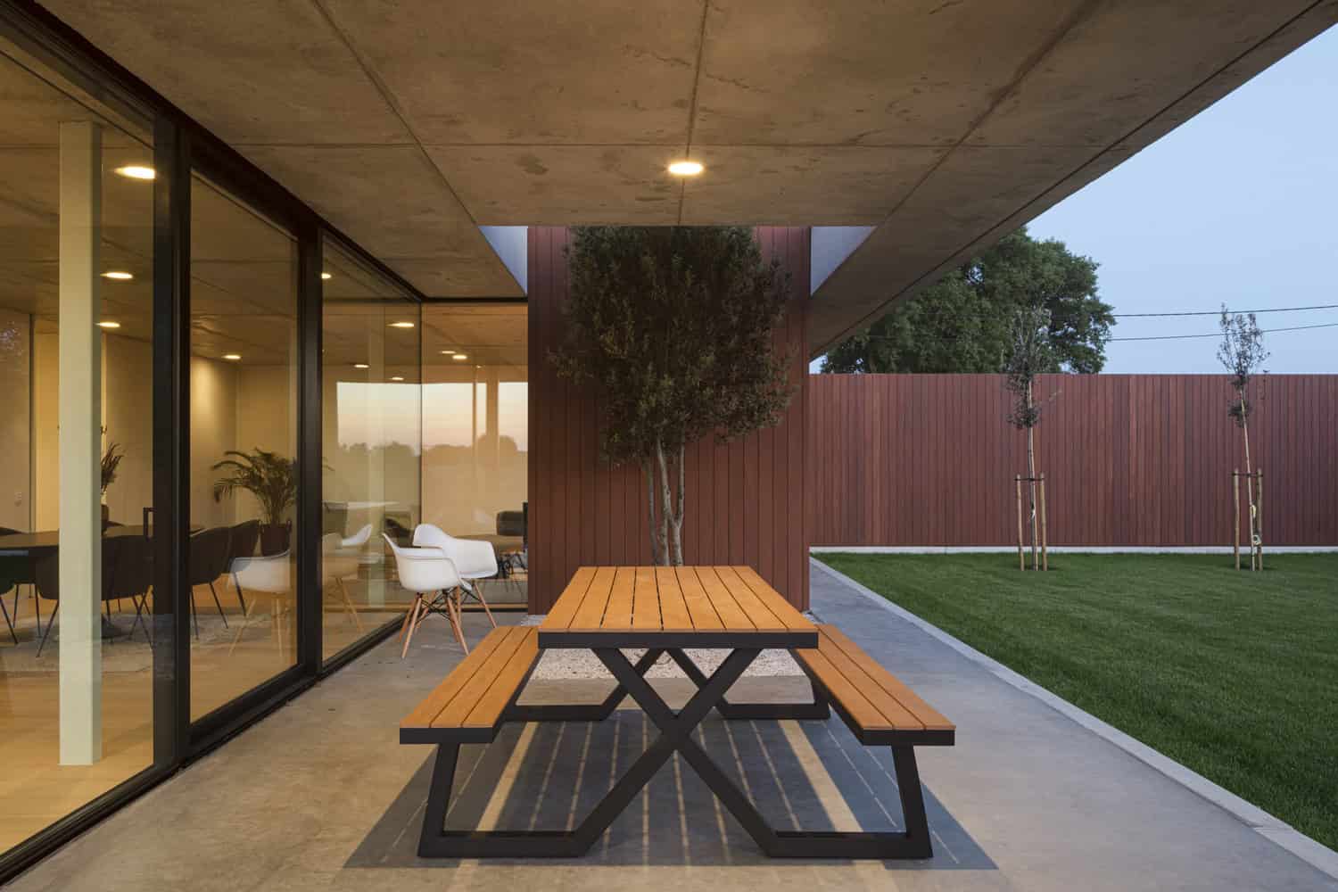 BOPORO House by TOOP Architectuur in Roeselare, Belgium