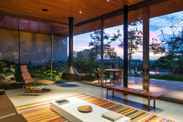 Cafezal House by FGMF Arquitetos by Brazil