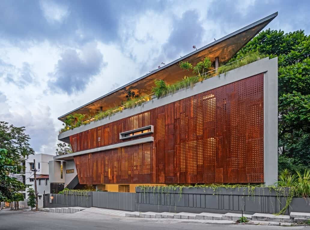 Cloaked Residence by Cadence Architects in Bangalore, India Cloaked Residence by Cadence Architects in Bangalore, India