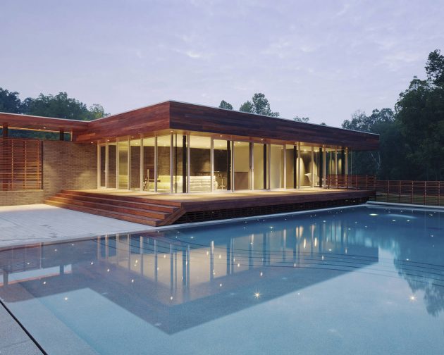 Curved House by Hufft Projects in Springfield, Missouri