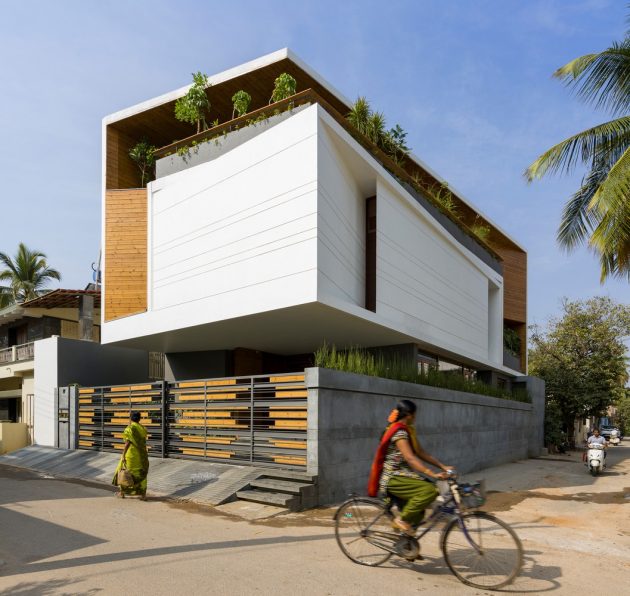 Gauribidanur Residence by Cadence Architects in India