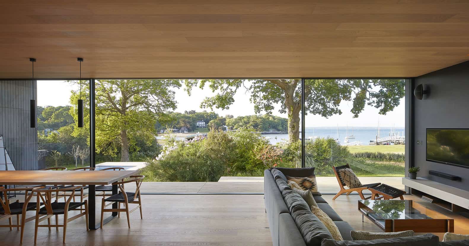 Island Rest Residence by Strom Architects on the Isle of Wight Island Rest Residence by Strom Architects on the Isle of Wight