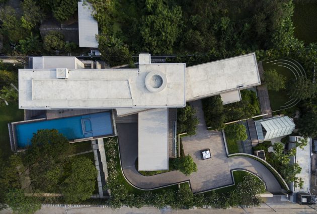 Twisted House by Architects 49 House Design Limited in Thailand