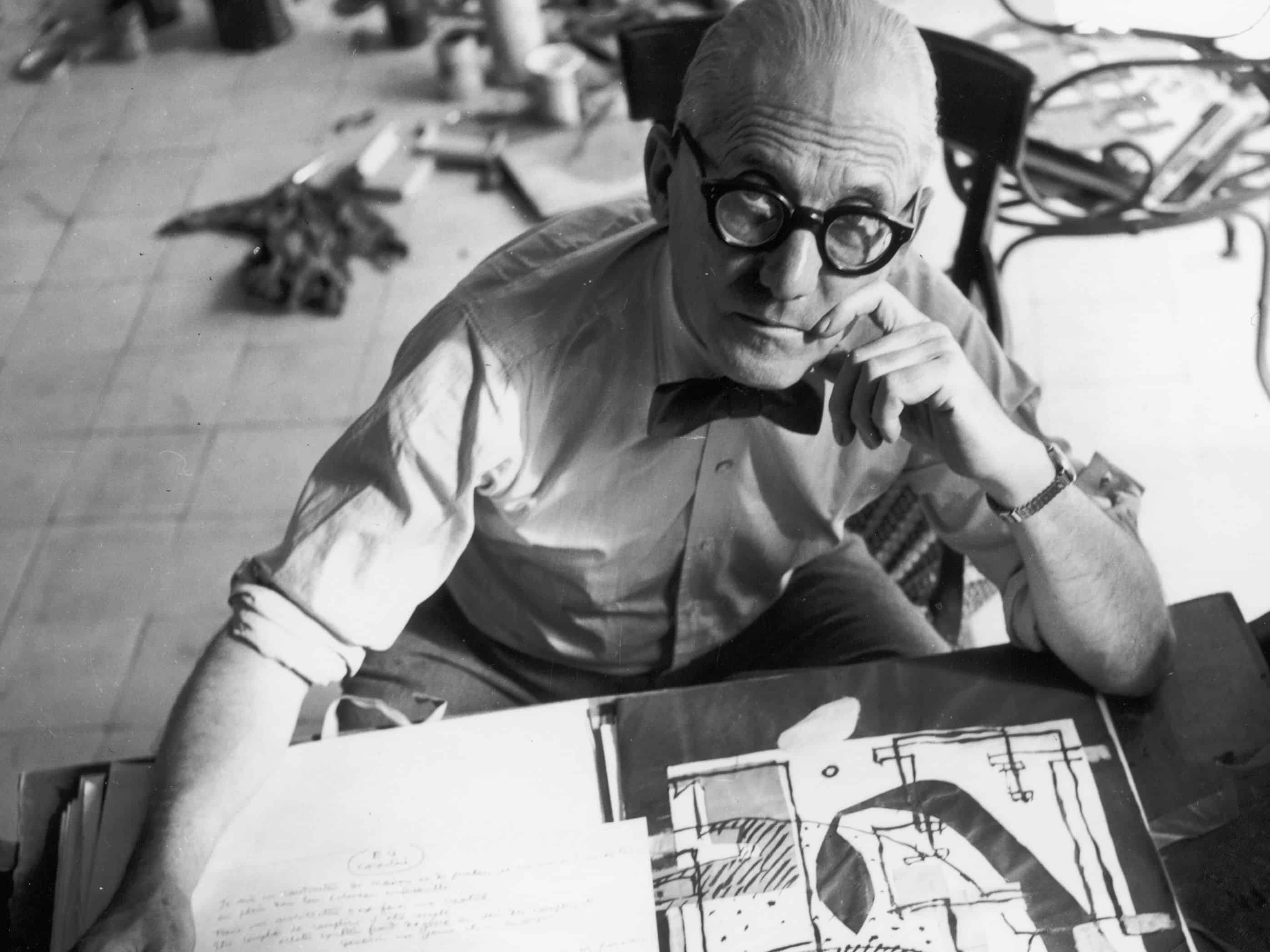 5 Famous Architects Who Led Eyewear Trends 5 Famous Architects Who Led Eyewear Trends