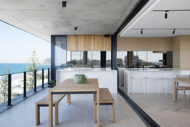 How to Care for Teak Outdoor Furniture?