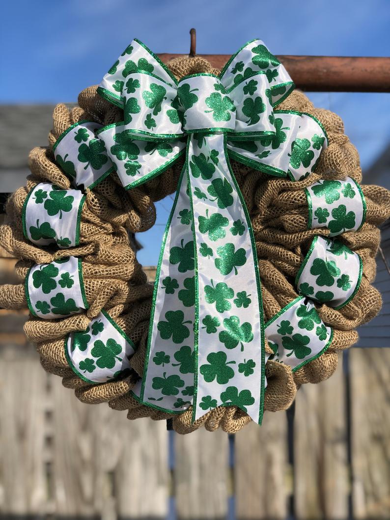 18 Amazing St. Patrick's Day Wreath Designs That Will Invite Good Luck