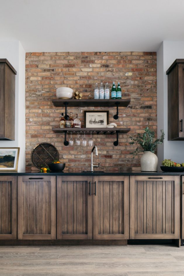 18 Magnificent Farmhouse Home Bar Designs For Any Occasion
