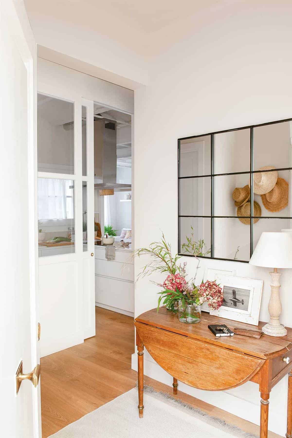 3. LIKE NEW 3. LIKE NEW