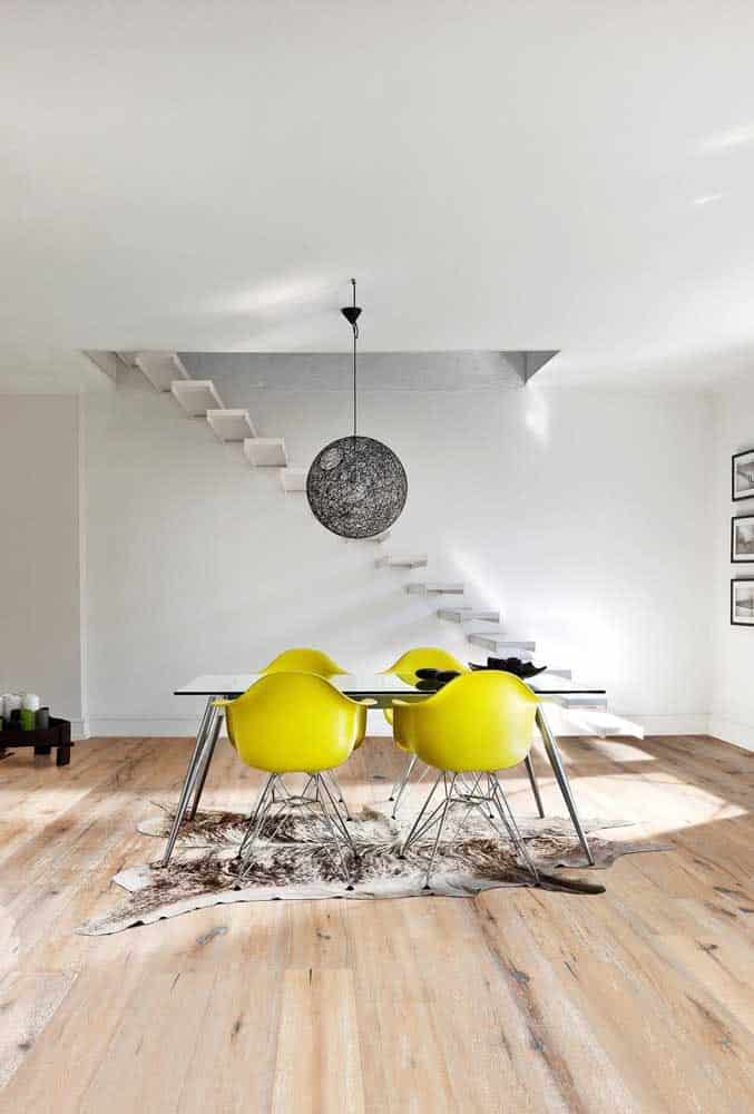 How To Use Yellow Chairs In Decorating Your Home How To Use Yellow Chairs In Decorating Your Home