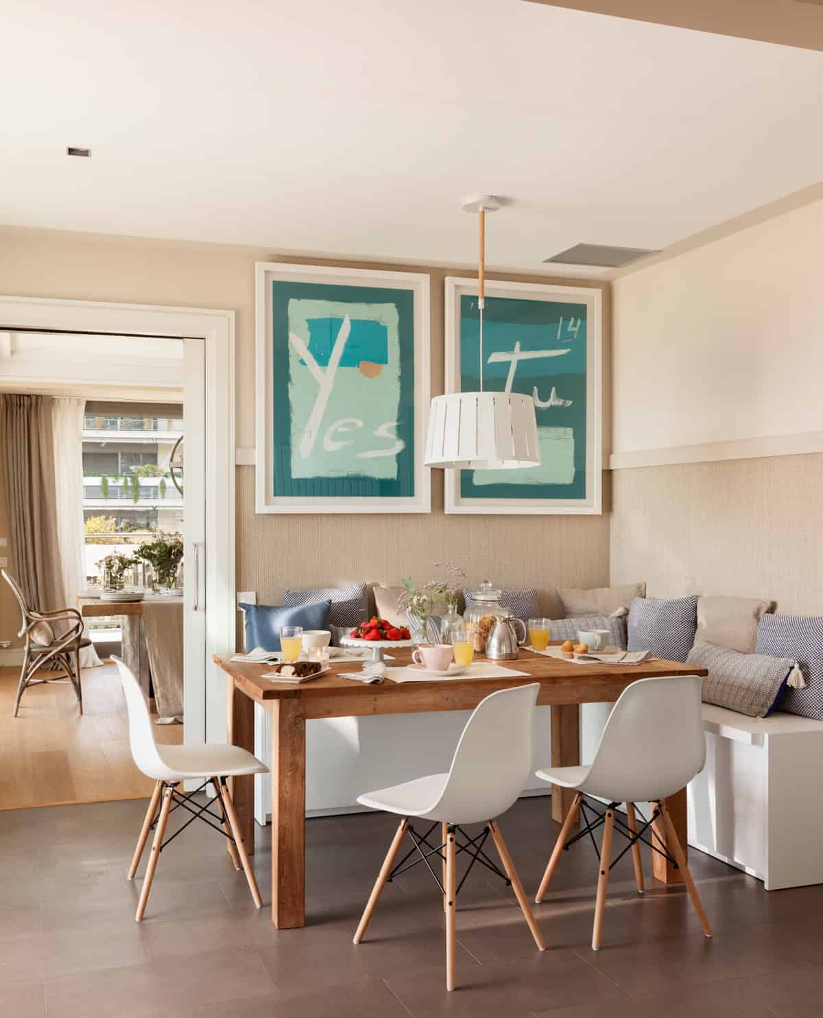 6. IN A CORNER 6. IN A CORNER