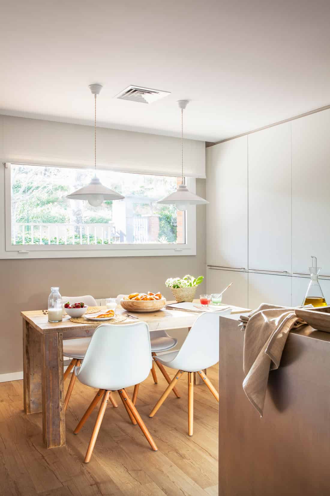 7. NEXT TO AN XL WARDROBE 7. NEXT TO AN XL WARDROBE