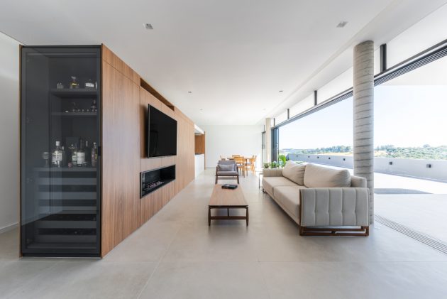 EDG House by OTP Arquitetura in Braganca Paulista, Brazil