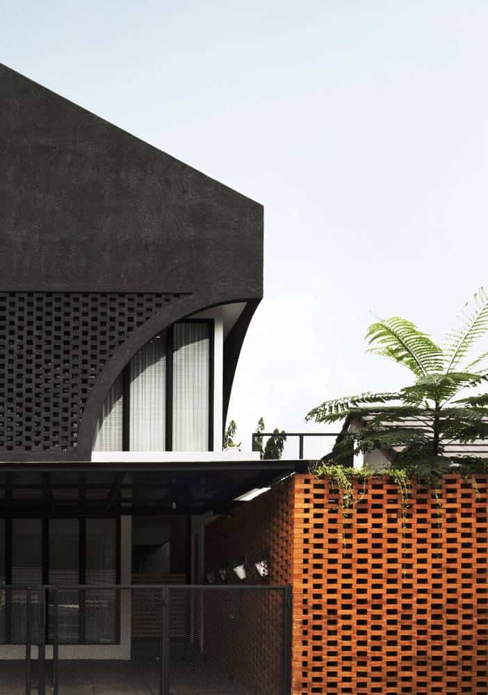 Elora House by Atelier Bertiga in Bekasi, Indonesia Elora House by Atelier Bertiga in Bekasi, Indonesia