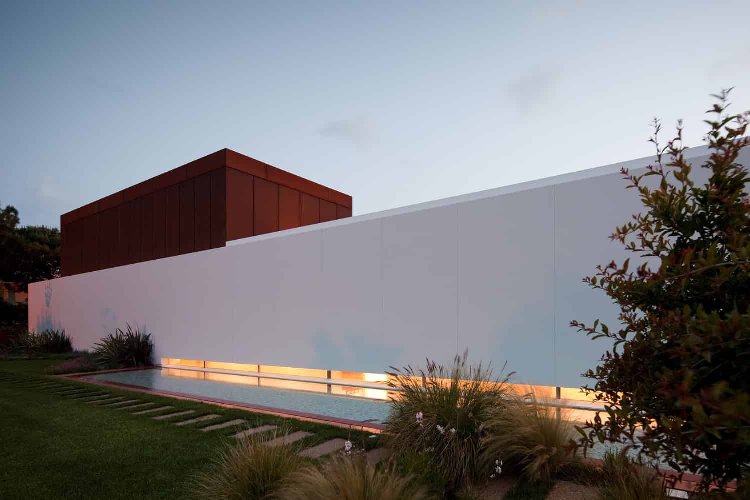 House Quinta Da Marinha by Fragmentos in Cascais, Portugal House Quinta Da Marinha by Fragmentos in Cascais, Portugal