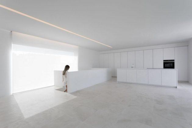 House of Sand by Fran Silvestre Arquitectos in Valencia, Spain