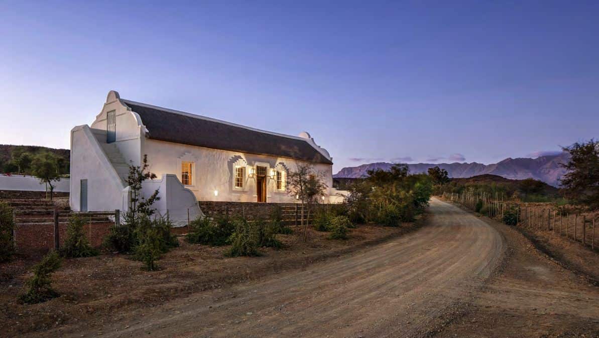 Buffelsdrift Farm Restoration / SAOTA & Jaco Booyens / South Africa Buffelsdrift Farm Restoration / SAOTA & Jaco Booyens / South Africa